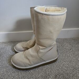 UGG Cream Canvas Mid Height Shearling Boots Womens Sz 7 FLAWED